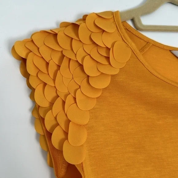 Ted Baker Tshirt with Shoulder Detail - Picture 2 of 5